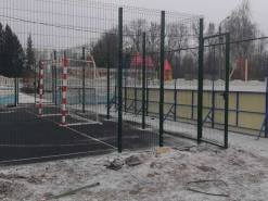 Установка ограждения для спортивной площадки Долматово